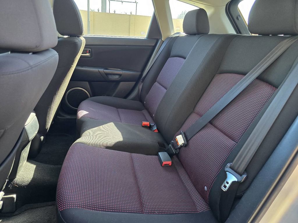 Used 2006 MAZDA MAZDA3 s Touring FWD image 10