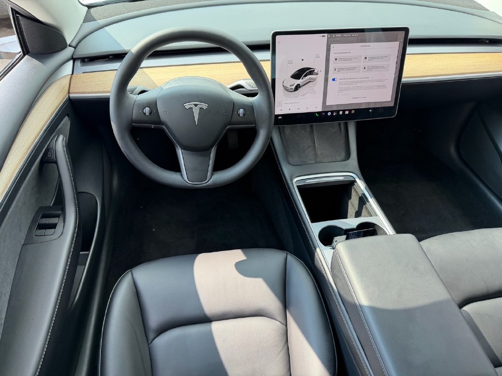Used 2023 Tesla Model 3 Standard Range RWD image 13