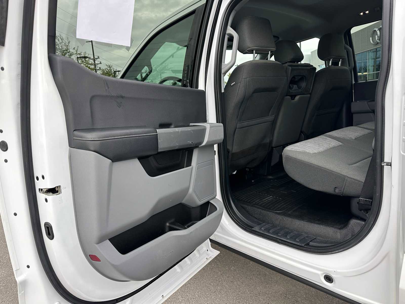 Used 2023 Ford F350 XLT image 15