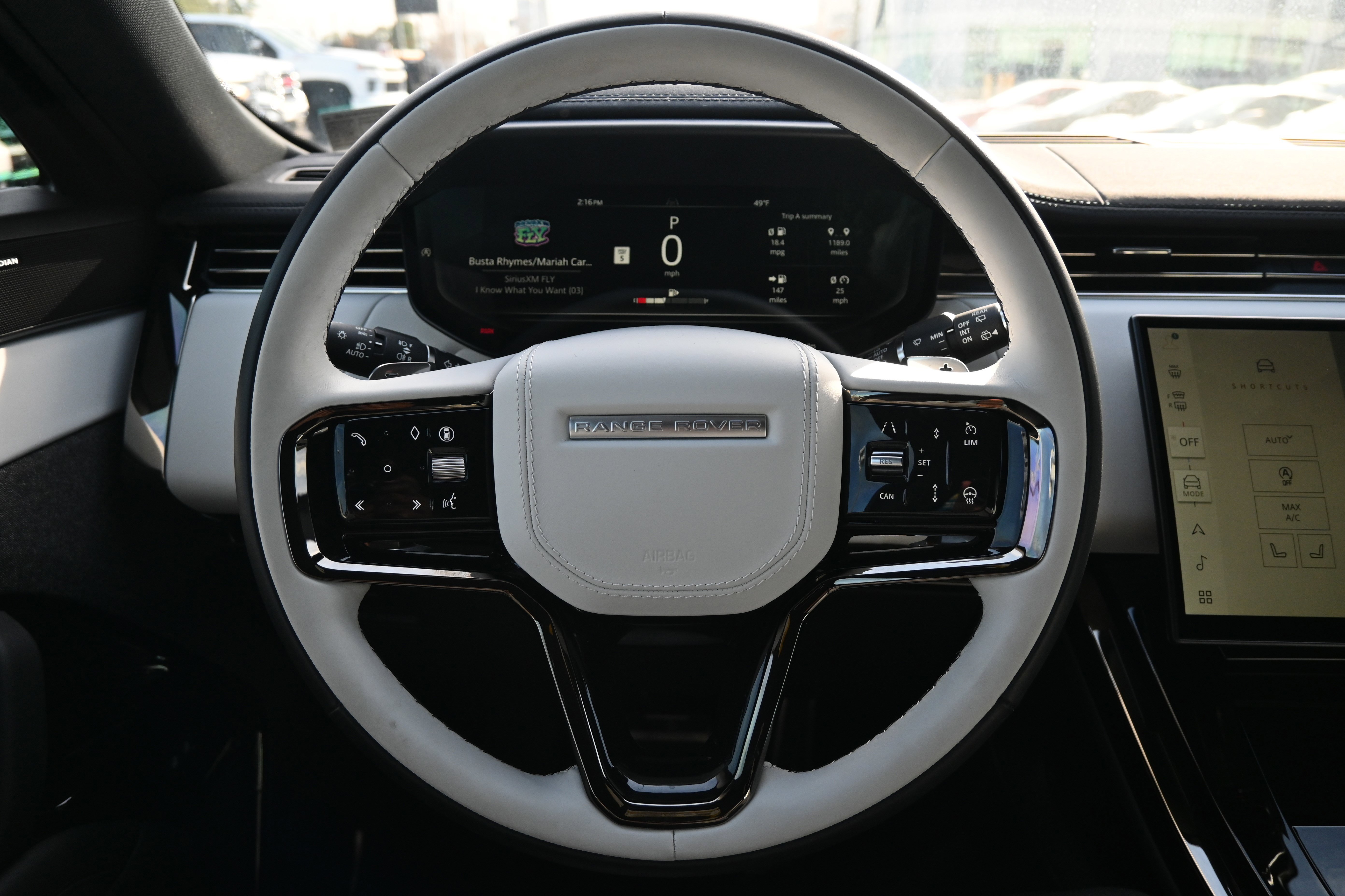 Used 2025 Land Rover Range Rover Sport Dynamic SE image 19