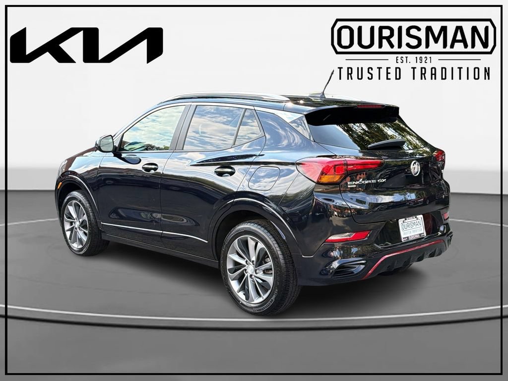 Used 2021 Buick Encore GX Select w/ Sport Touring Package AWD/4WD image 3