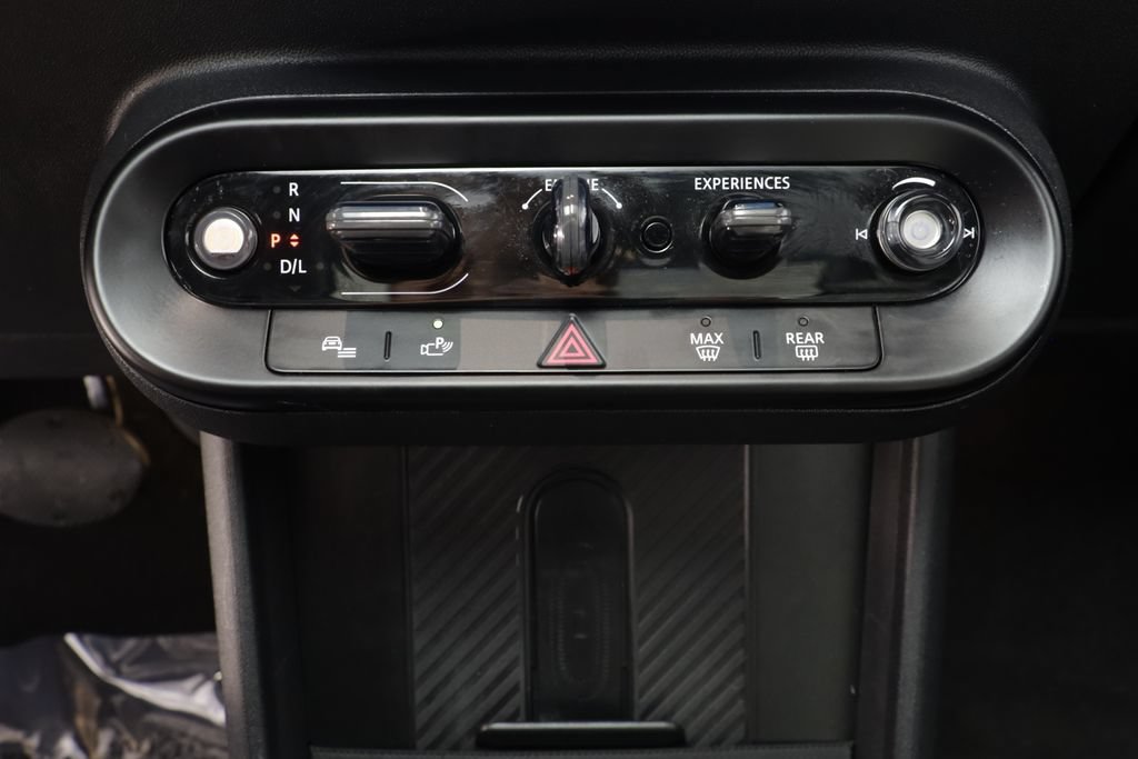 Certified 2025 MINI Cooper S FWD image 11