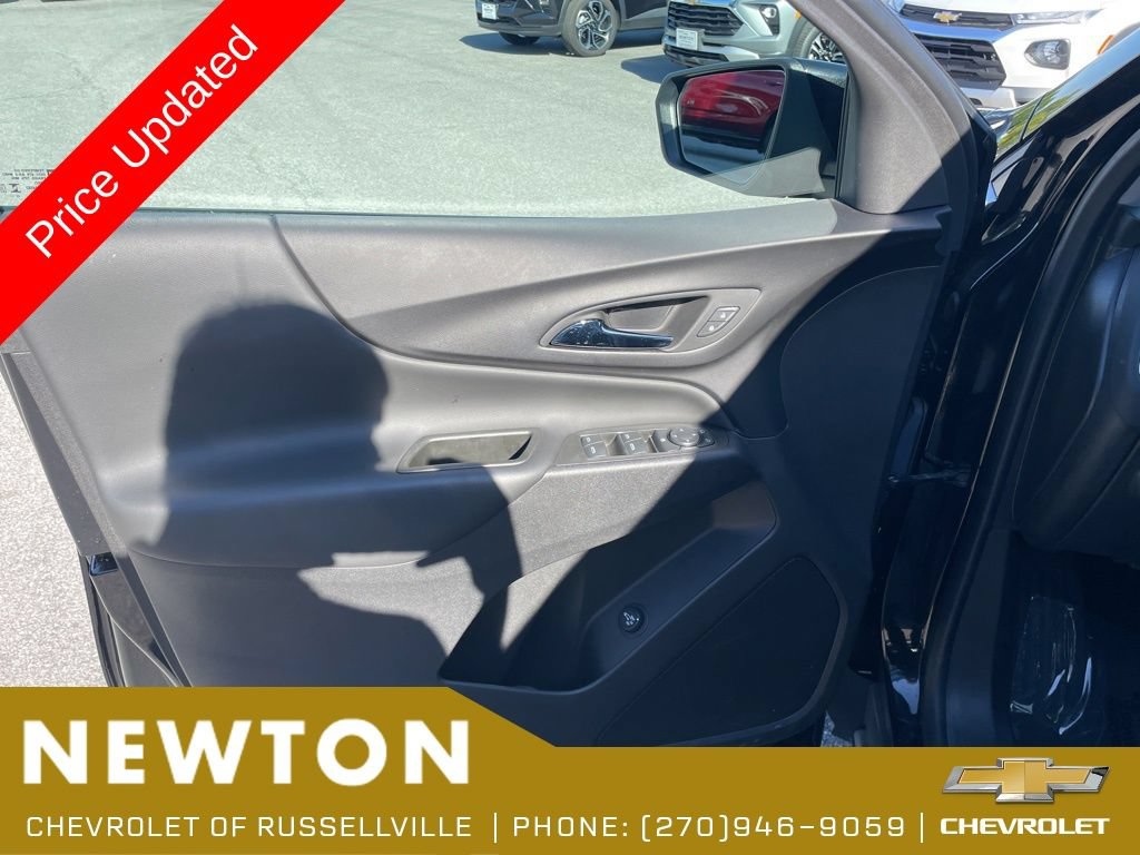 Used 2024 Chevrolet Equinox LT w/ LPO, Floor Liner Package FWD image 8