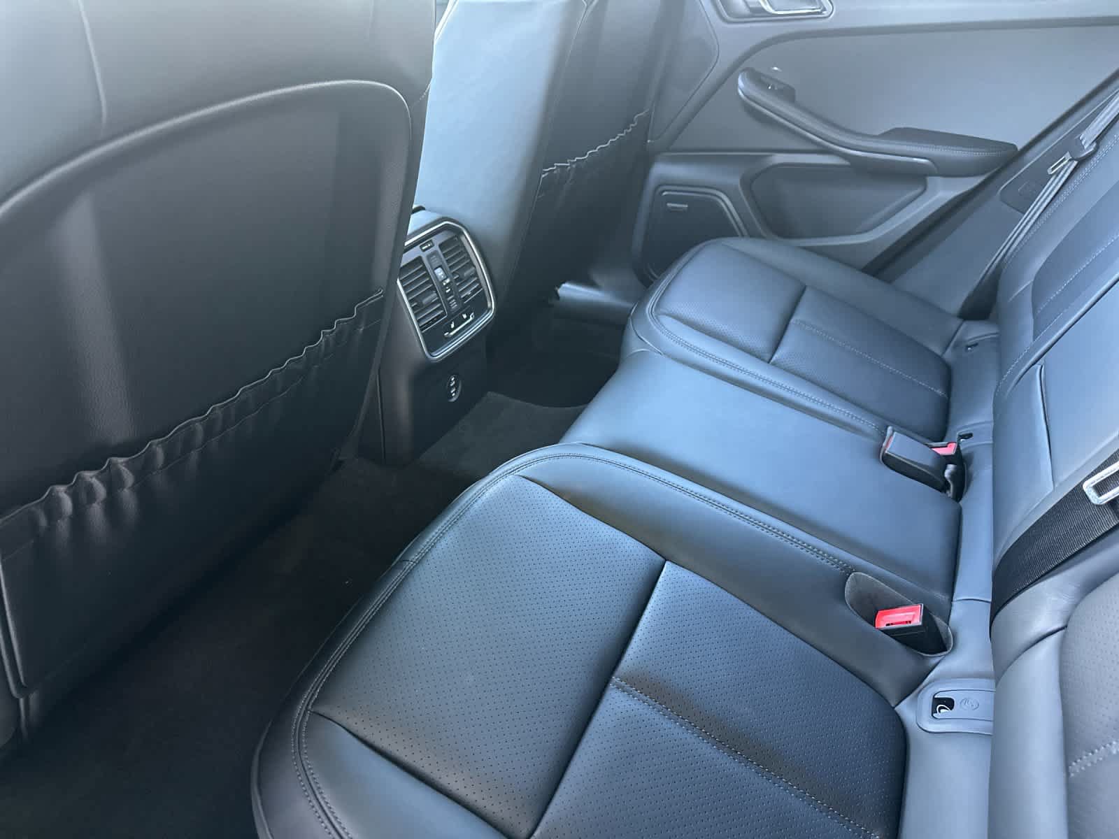 New 2026 Porsche Macan S AWD/4WD image 13