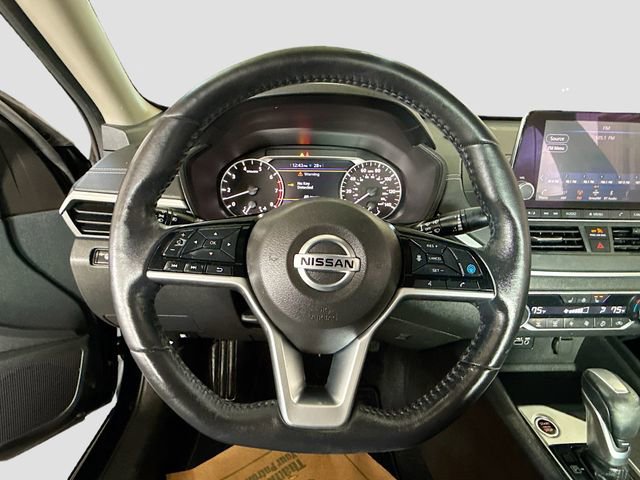 Used 2019 Nissan Altima 2.5 SV image 12