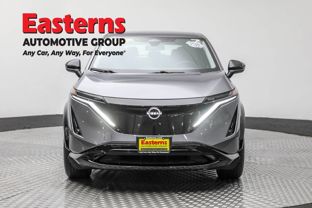 Used 2023 Nissan Ariya FWD image 2