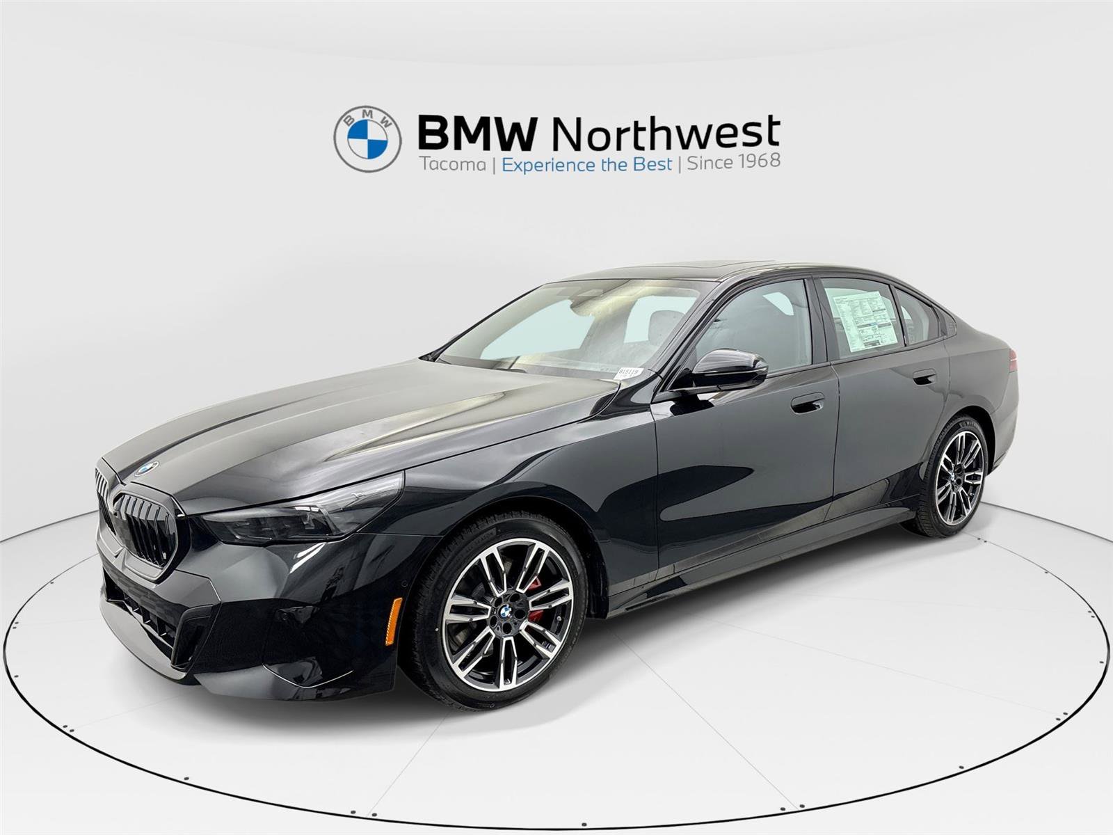 New 2026 BMW 530i xDrive w/ M Sport Package