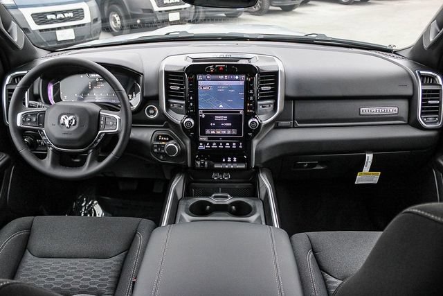New 2026 RAM 1500 Big Horn AWD/4WD image 15
