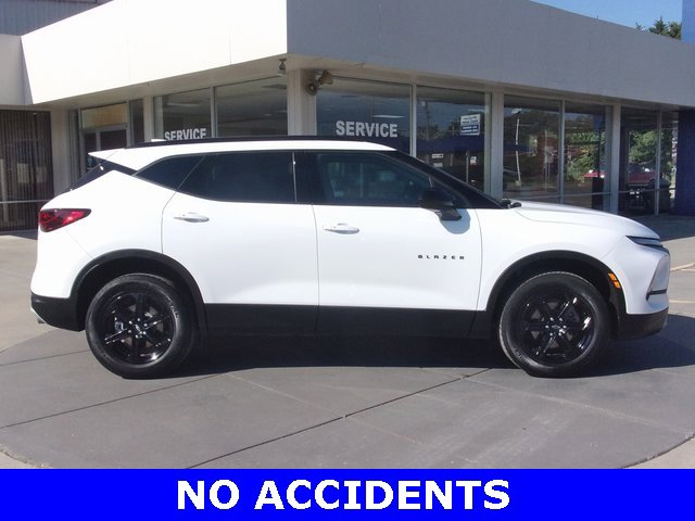 Used 2023 Chevrolet Blazer LT w/ Convenience Package image 2