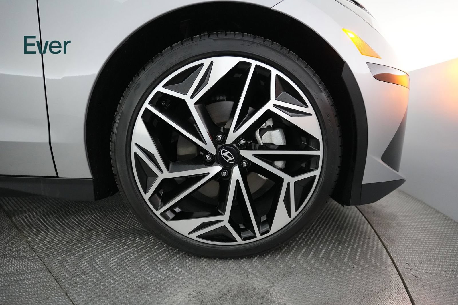 Used 2024 Hyundai Ioniq 6 SEL RWD image 20