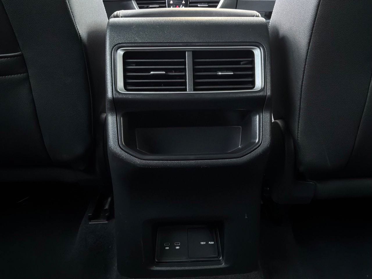 Used 2026 Volkswagen Atlas Cross Sport SE AWD/4WD image 16