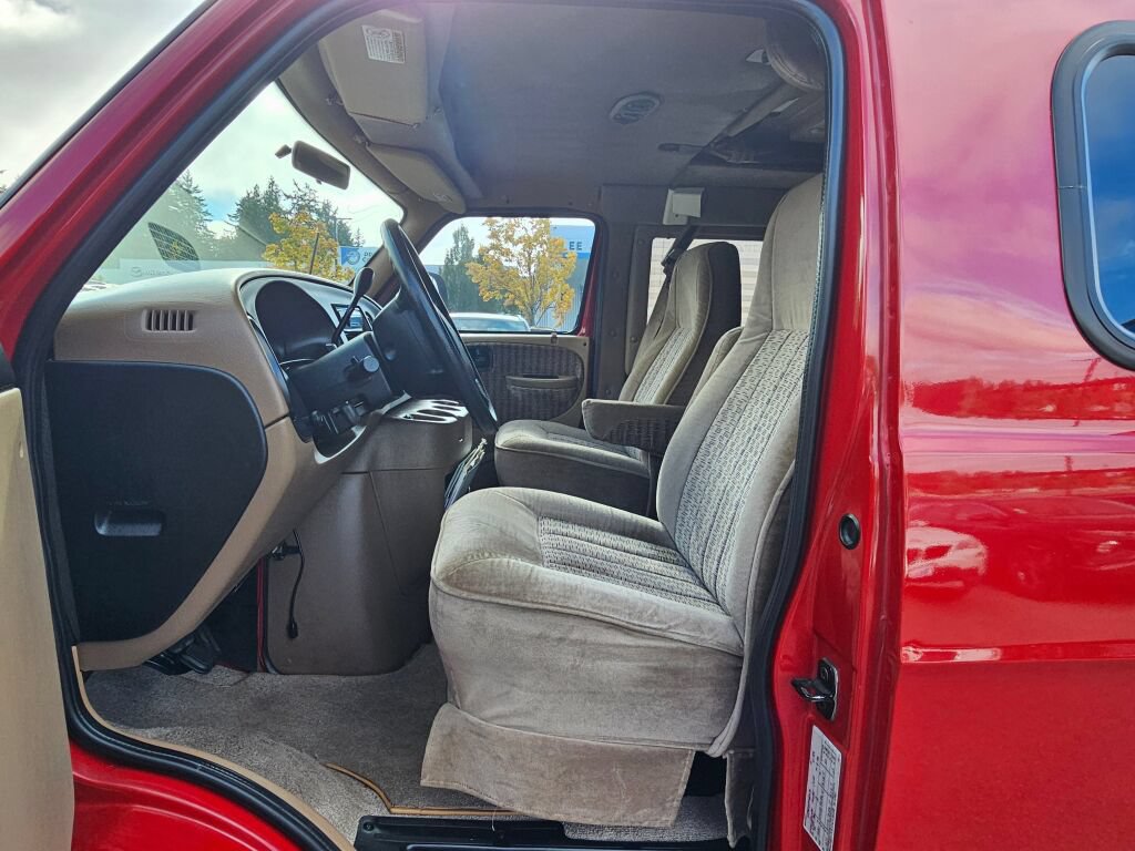 Used 2000 Dodge B2500 RWD image 26