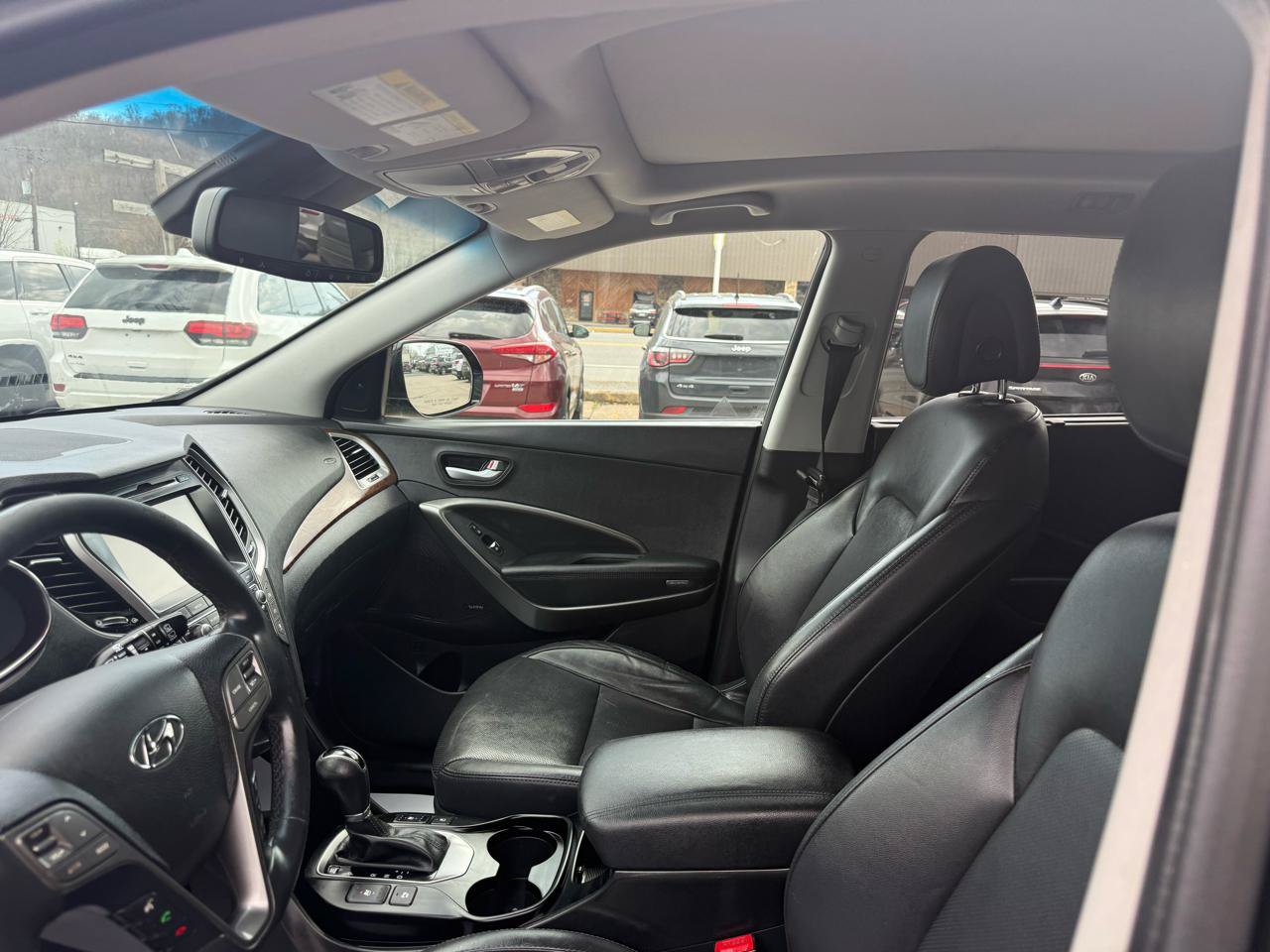 Used 2018 Hyundai Santa Fe Limited AWD/4WD image 18