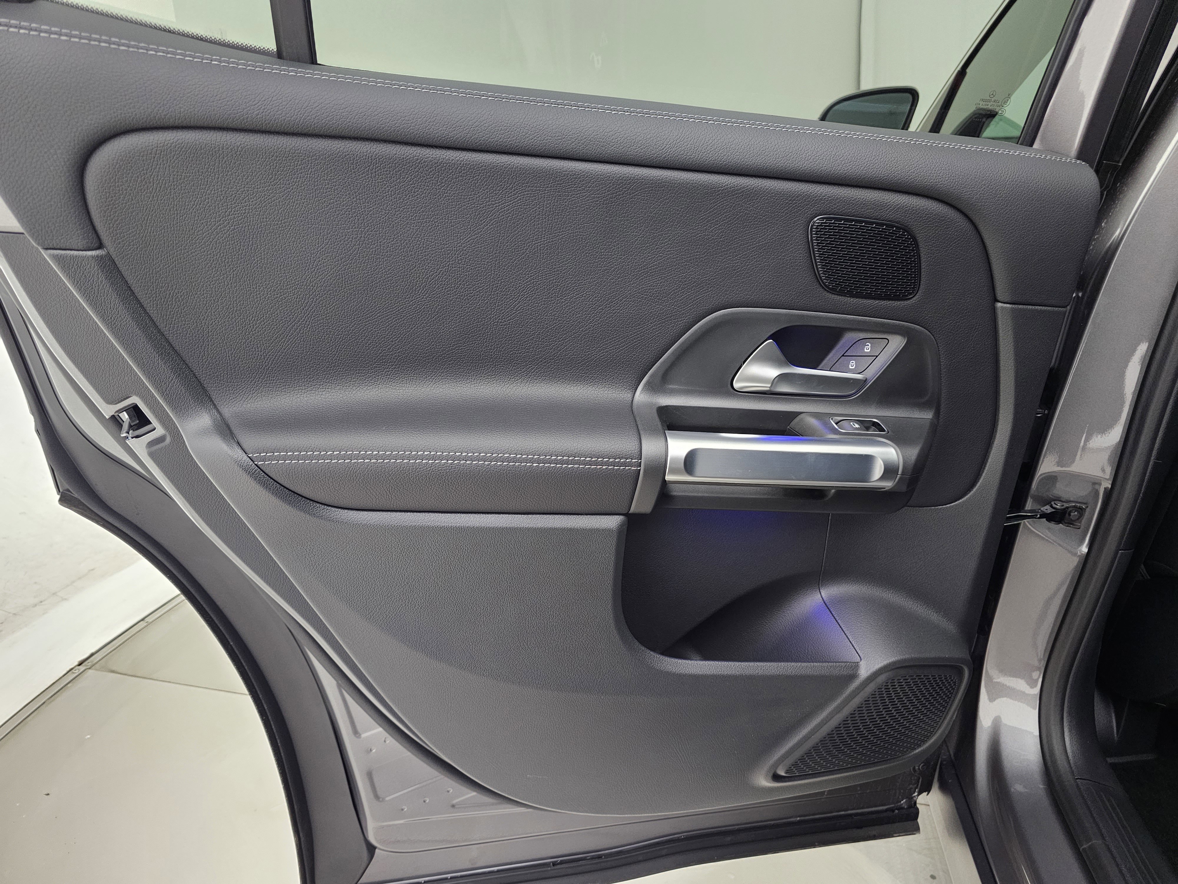 New 2026 Mercedes-Benz GLB 250 4MATIC image 25