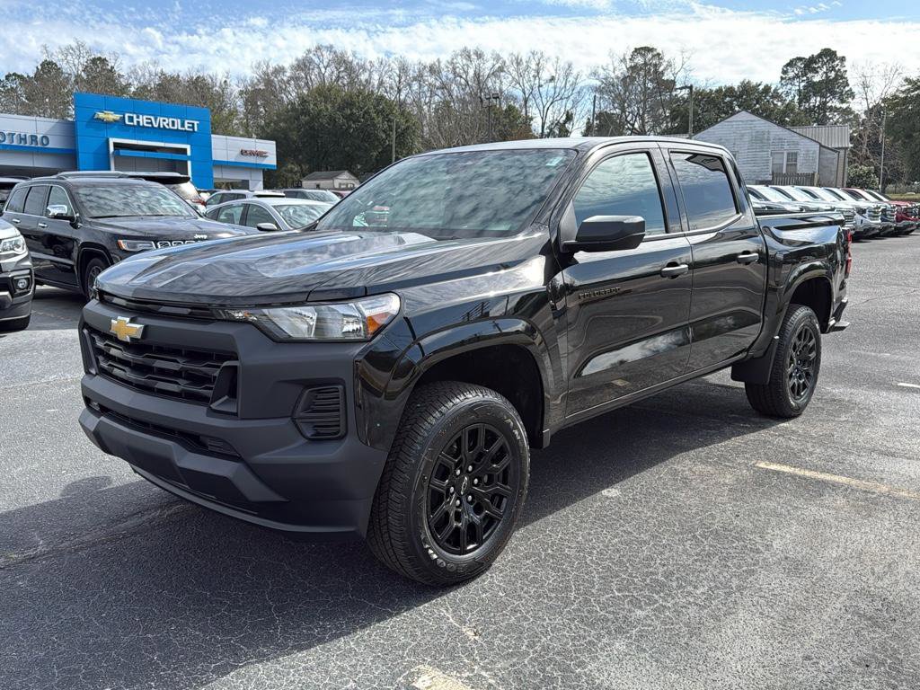 New 2025 Chevrolet Colorado W/T w/ WT Custom Package