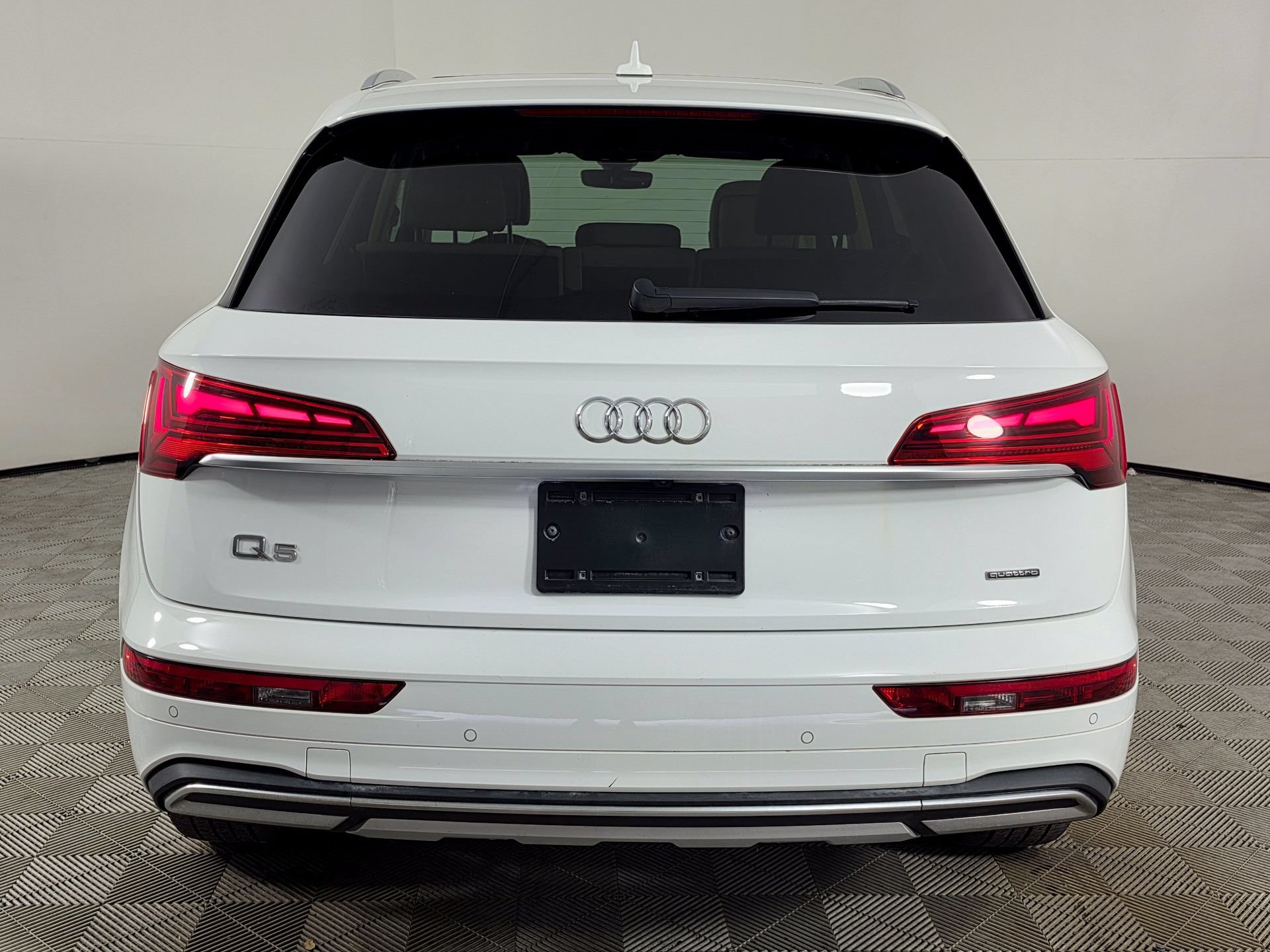 Certified 2023 Audi Q5 Premium Plus w/ Convenience Package AWD/4WD image 6