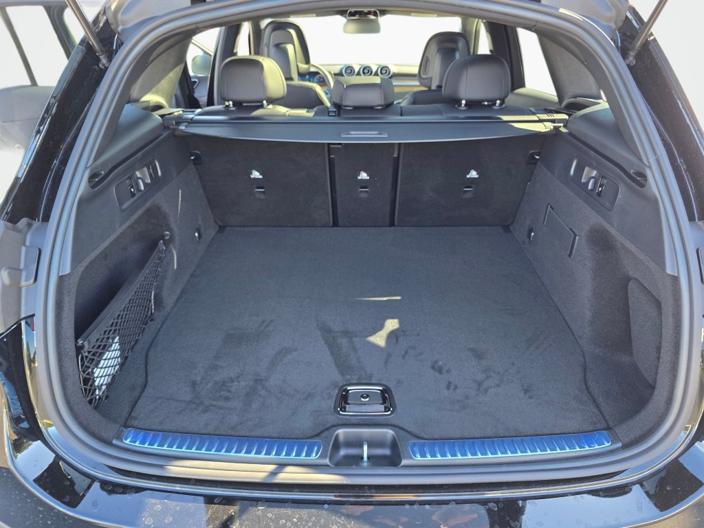 New 2027 Mercedes-Benz GLC 300 4MATIC image 11