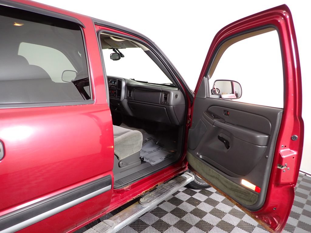 Used 2005 Chevrolet Silverado 1500 4x4 Crew Cab image 24