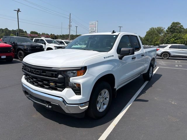 Used 2025 Chevrolet Silverado 1500 W/T w/ WT Value Package RWD image 6