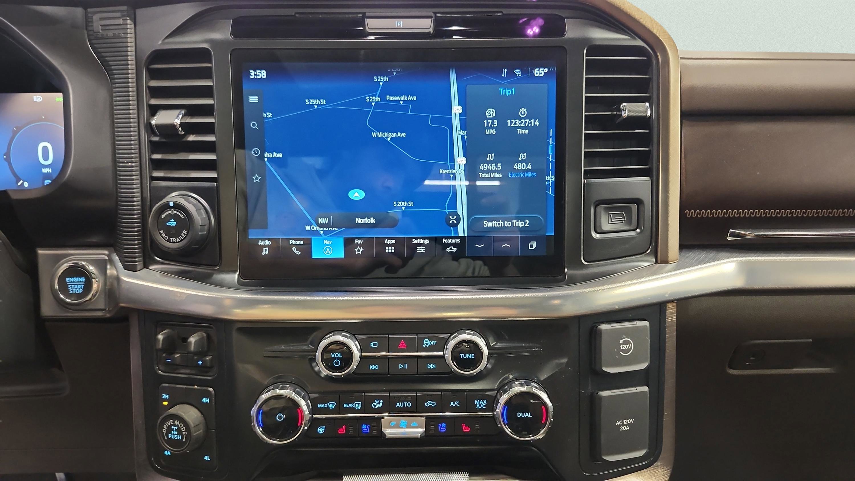 Certified 2025 Ford F150 King Ranch image 22