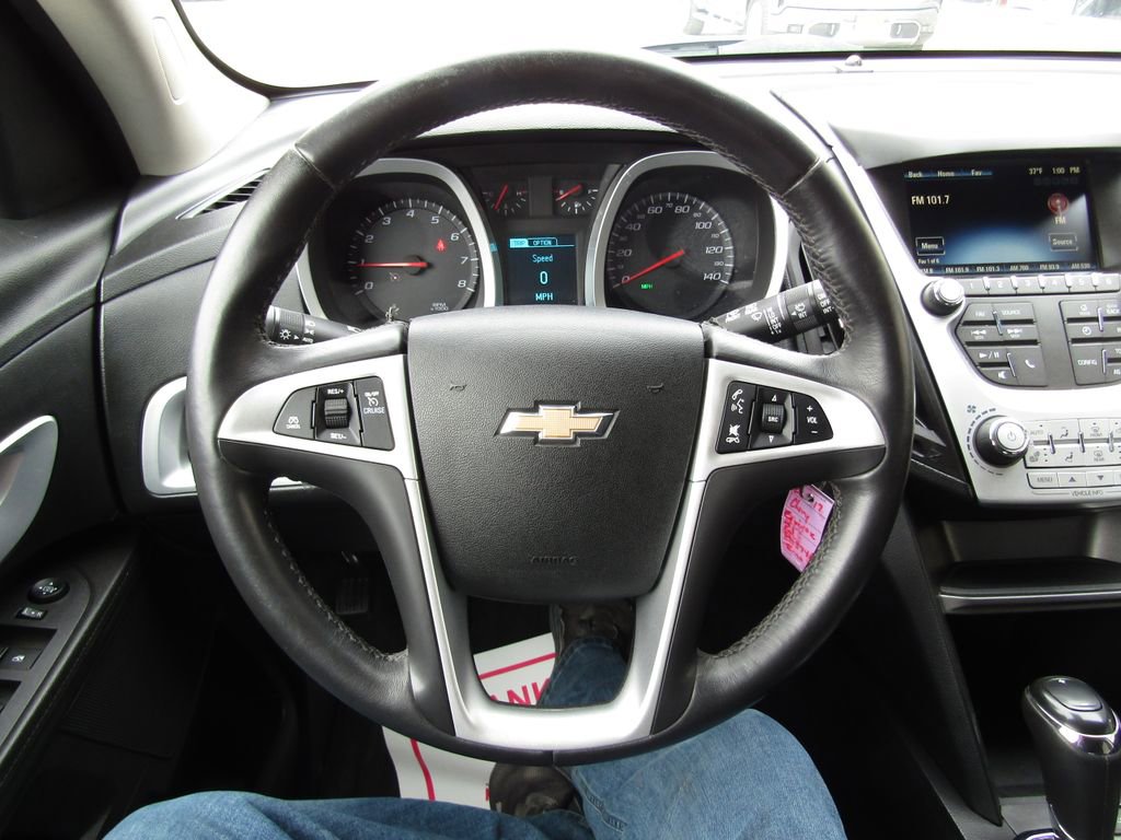 Used 2017 Chevrolet Equinox LT w/ Convenience Package image 21