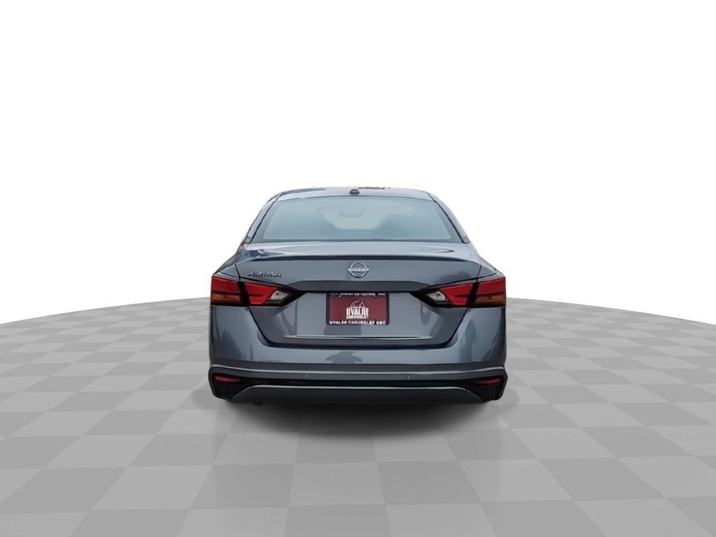 Used 2025 Nissan Altima 2.5 SV FWD image 7