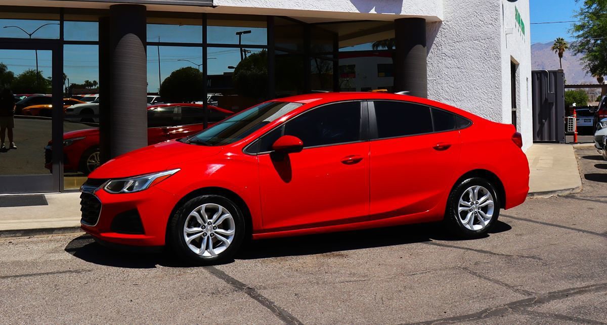 Used 2019 Chevrolet Cruze LS w/ LS Convenience Package FWD image 7