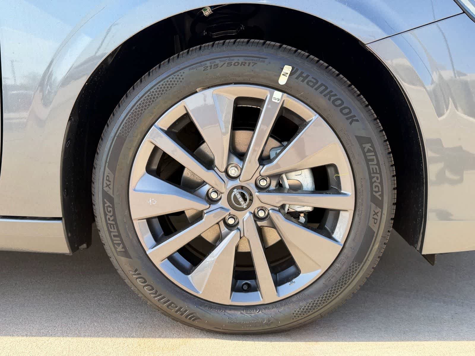 New 2026 Nissan Sentra SL FWD image 10