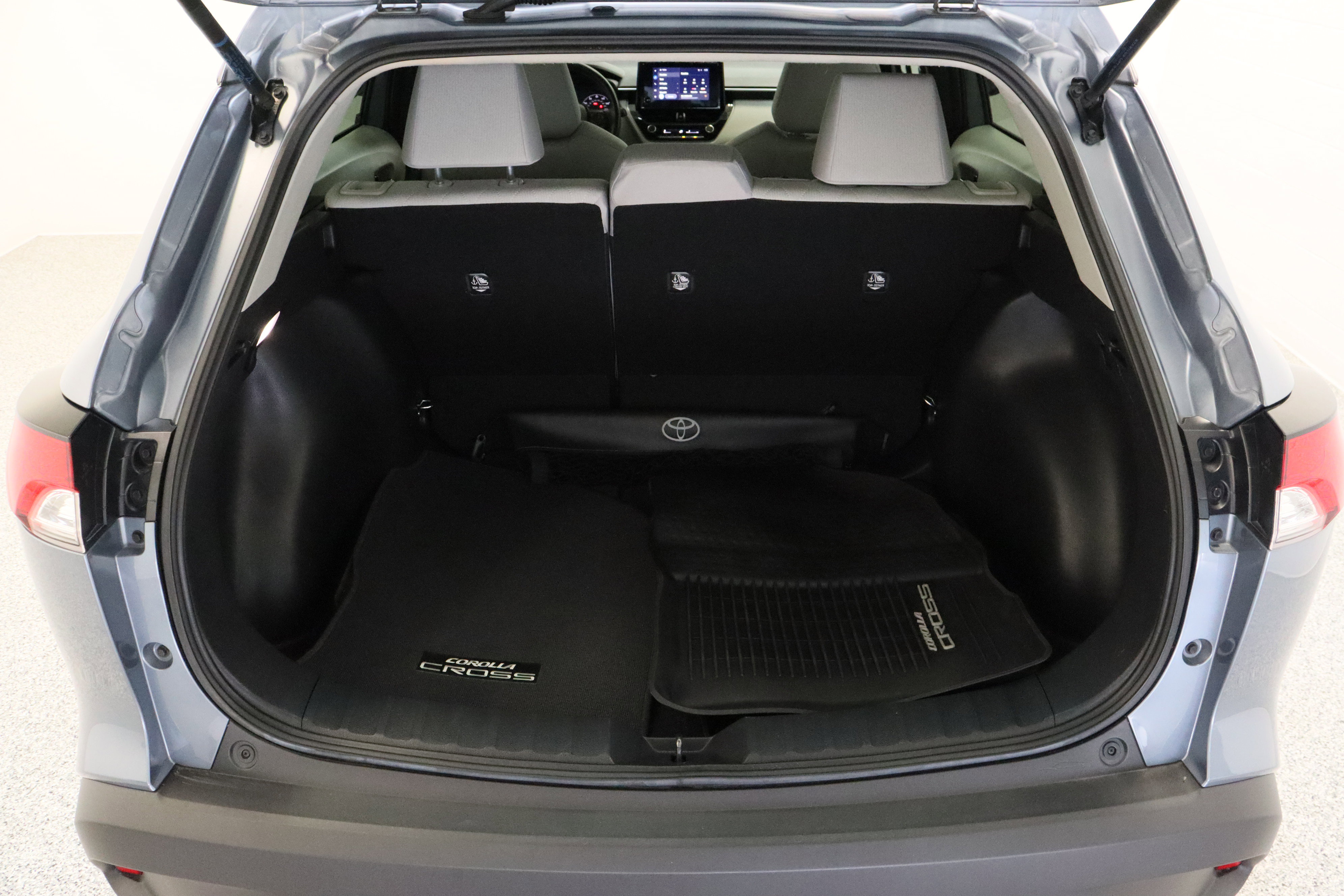 Certified 2023 Toyota Corolla Cross L image 29