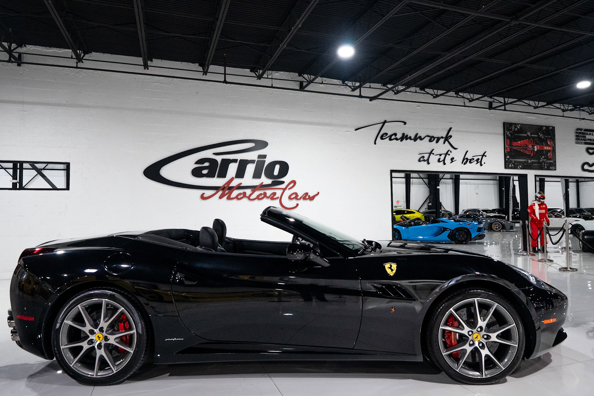 Used 2012 Ferrari California image 8