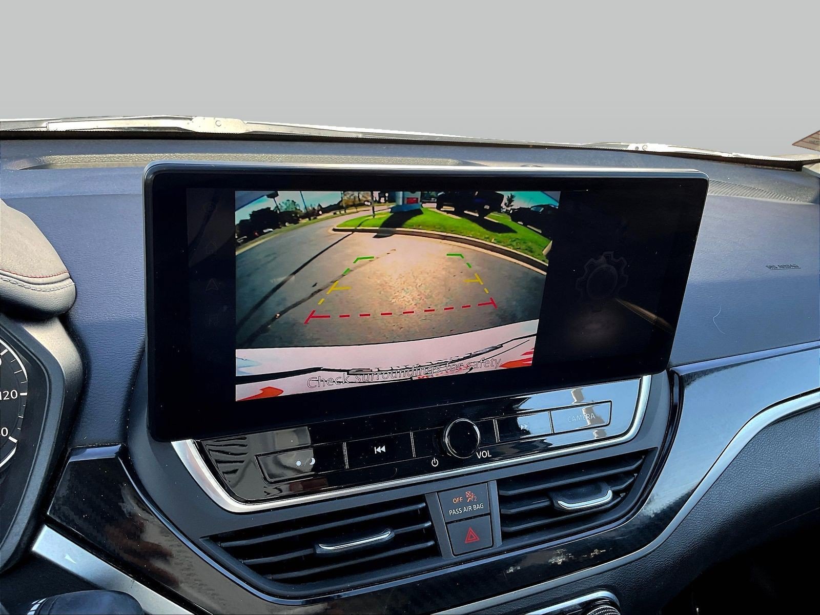 Certified 2024 Nissan Altima 2.5 SR w/ SR Premium Package FWD image 17