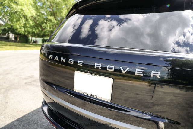 Used 2025 Land Rover Range Rover Long Wheelbase SE AWD/4WD image 55
