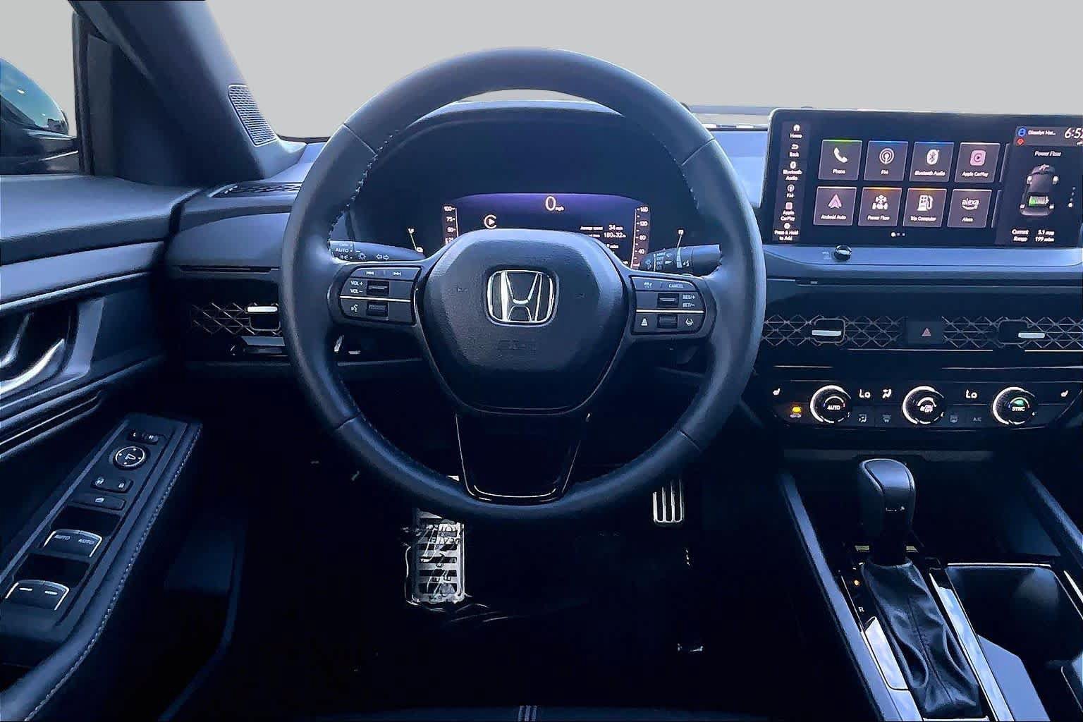 Used 2025 Honda Accord Sport image 6