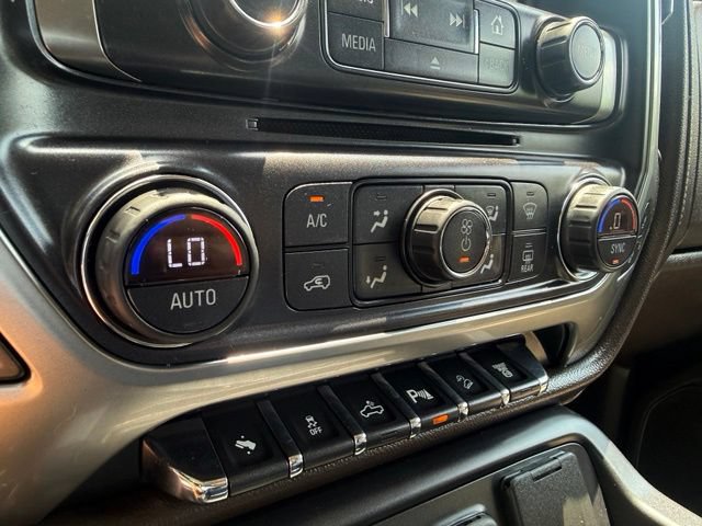 Used 2015 Chevrolet Silverado 2500 LTZ w/ Duramax Plus Package AWD/4WD image 31