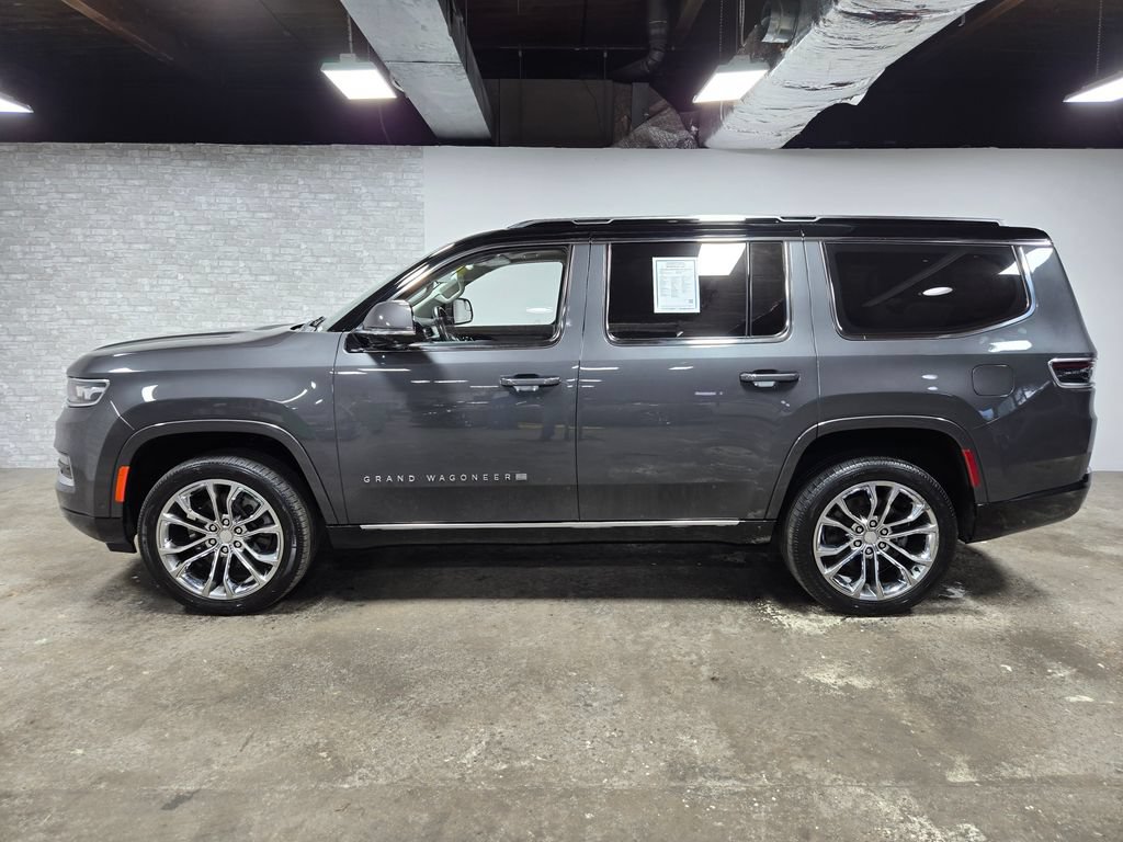 Used 2022 Jeep Grand Wagoneer Series II w/ Premium Group II AWD/4WD image 2