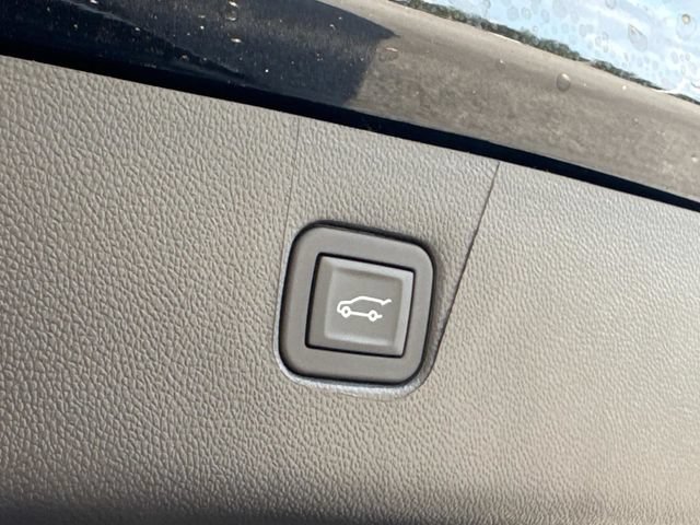 New 2026 Chevrolet Blazer LT w/ Convenience Package FWD image 14