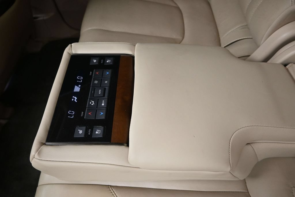 Used 2017 Lexus LX 570 4WD image 19