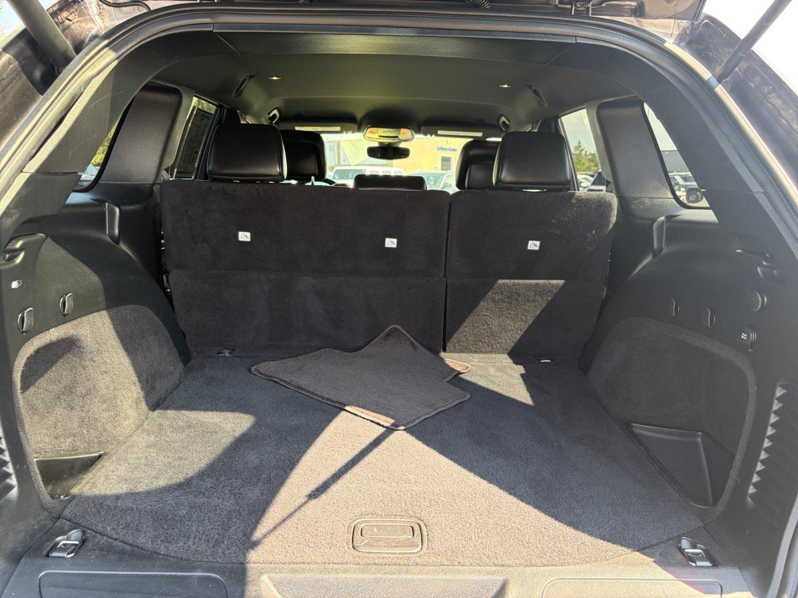 Used 2019 Jeep Grand Cherokee Altitude AWD/4WD image 34