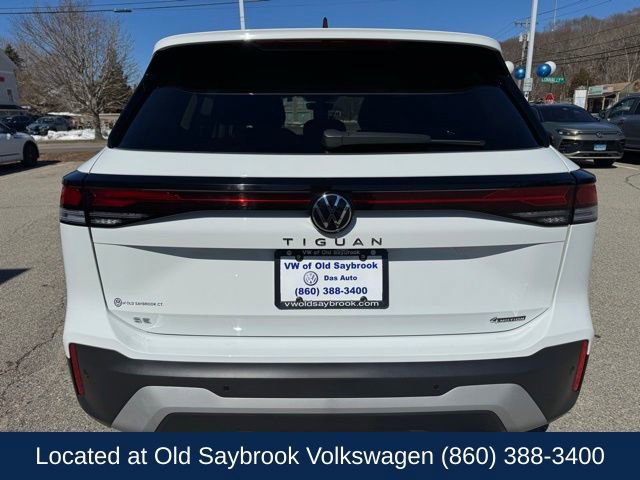 Used 2025 Volkswagen Tiguan SE image 6