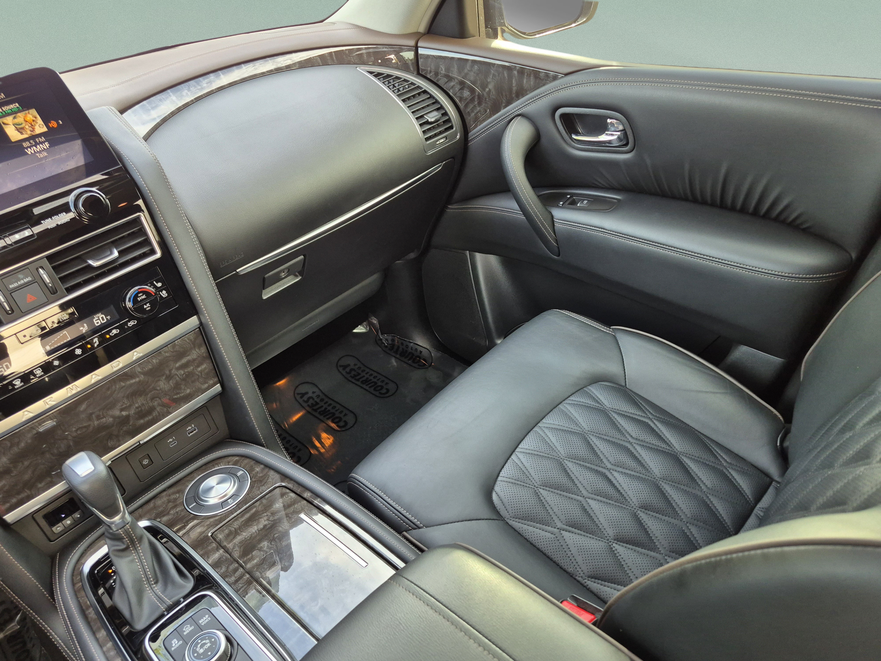 Certified 2023 Nissan Armada Platinum w/ Captain's Chairs Package RWD image 16