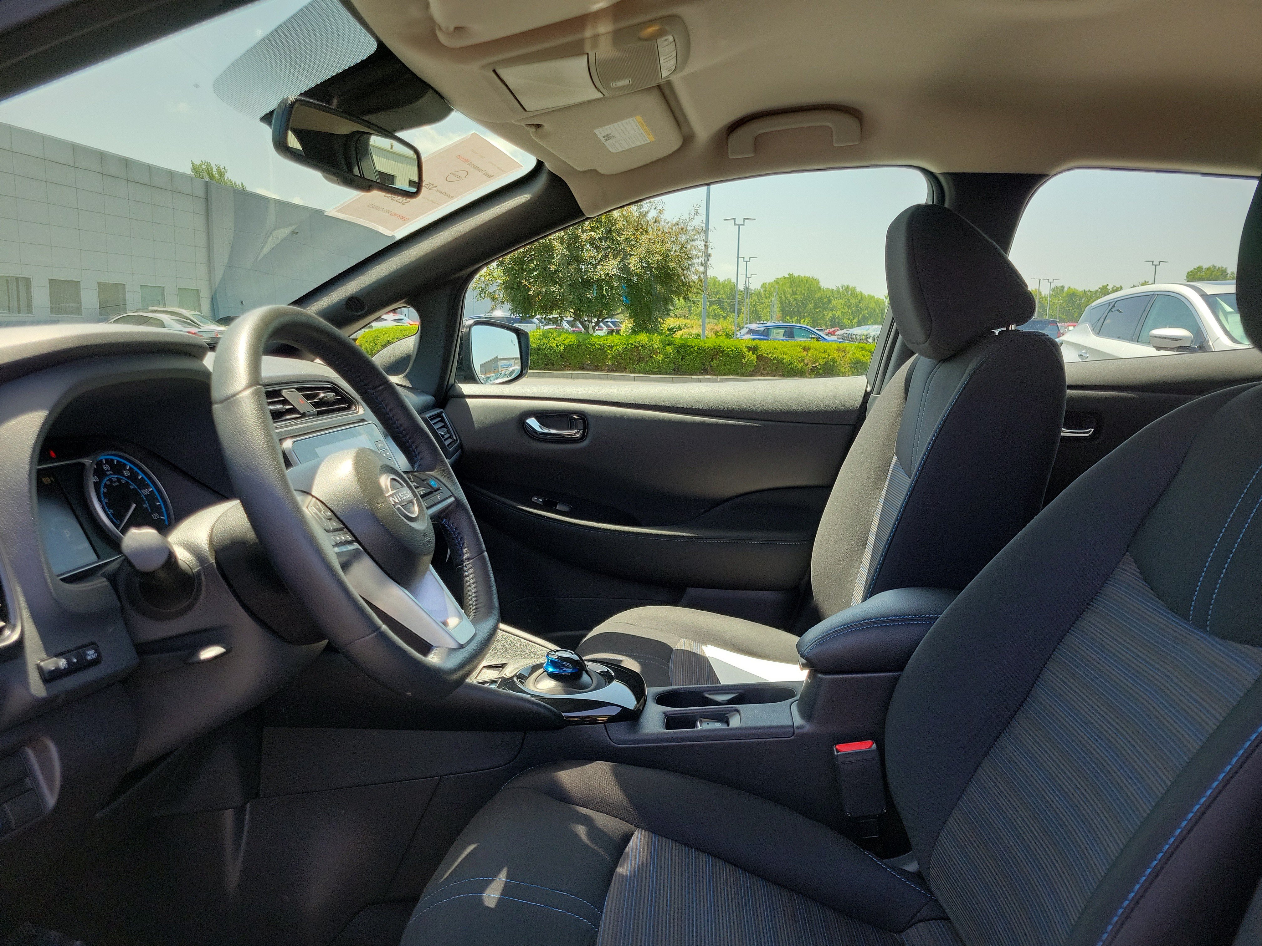 Certified 2024 Nissan Leaf SV Plus FWD image 15