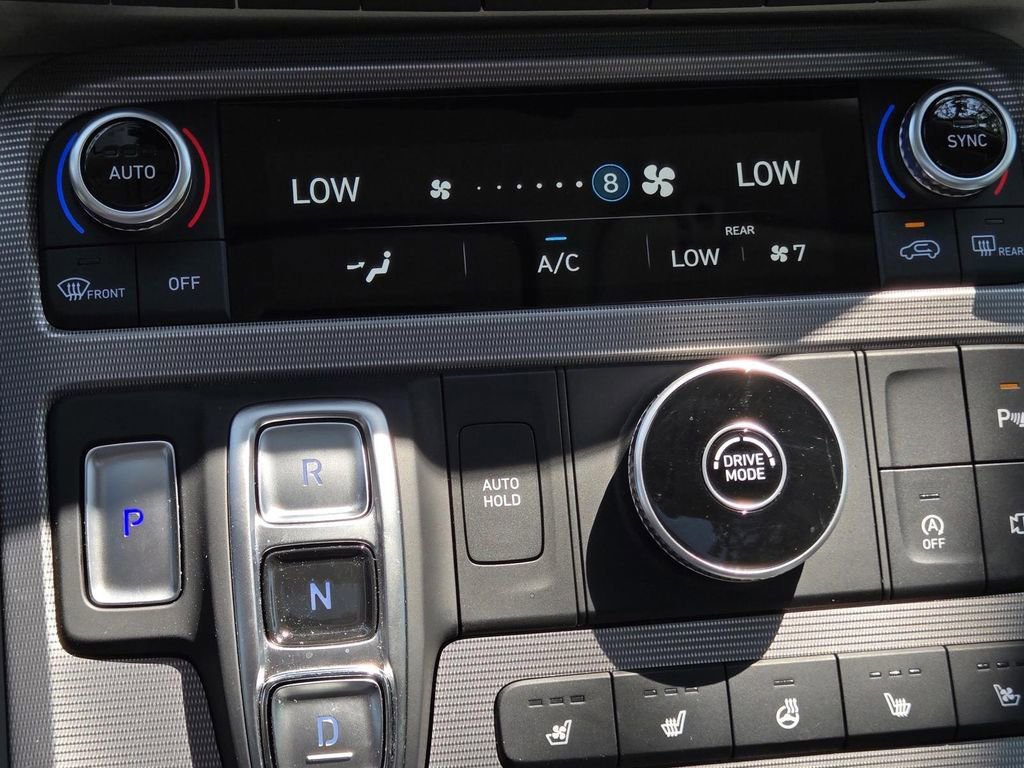 Certified 2025 Hyundai Palisade Calligraphy image 27