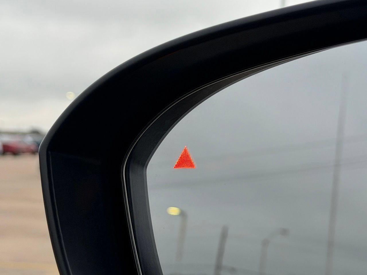 Certified 2025 Nissan Rogue SV FWD image 10