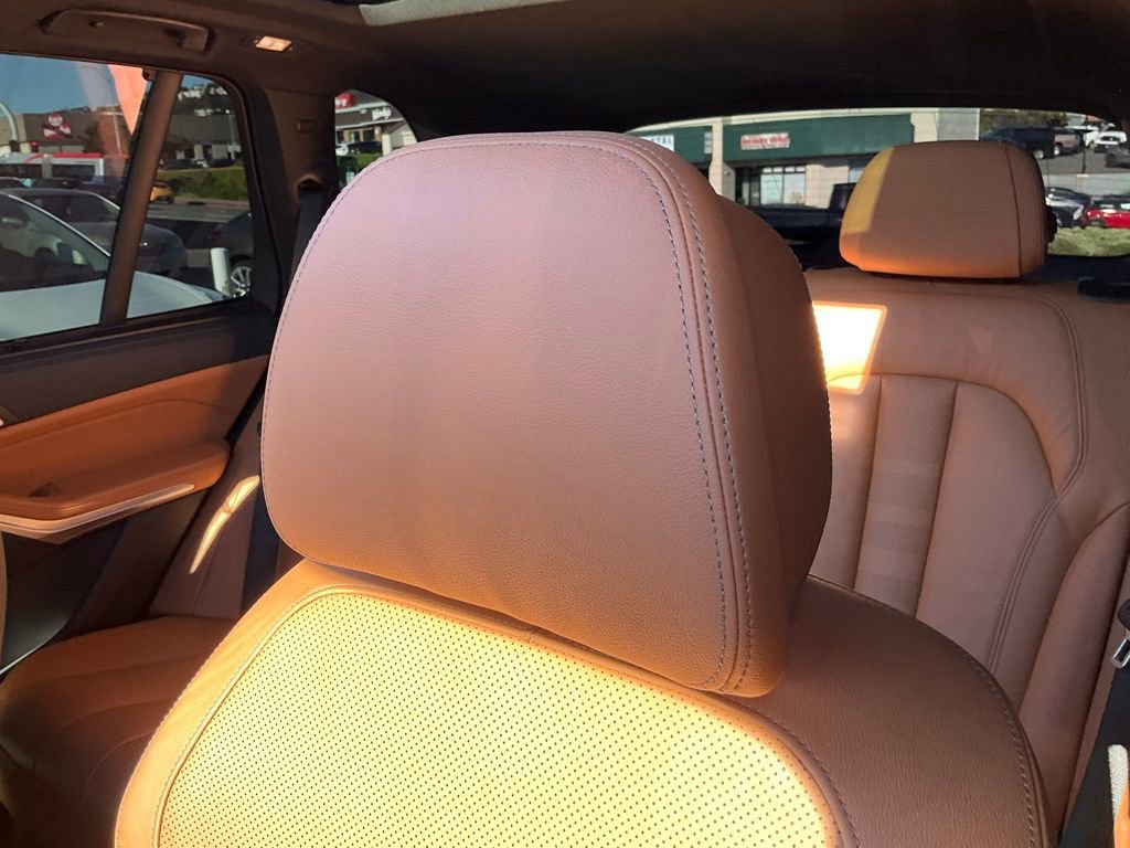 Used 2021 BMW X5 xDrive45e w/ M Sport Package AWD/4WD image 19