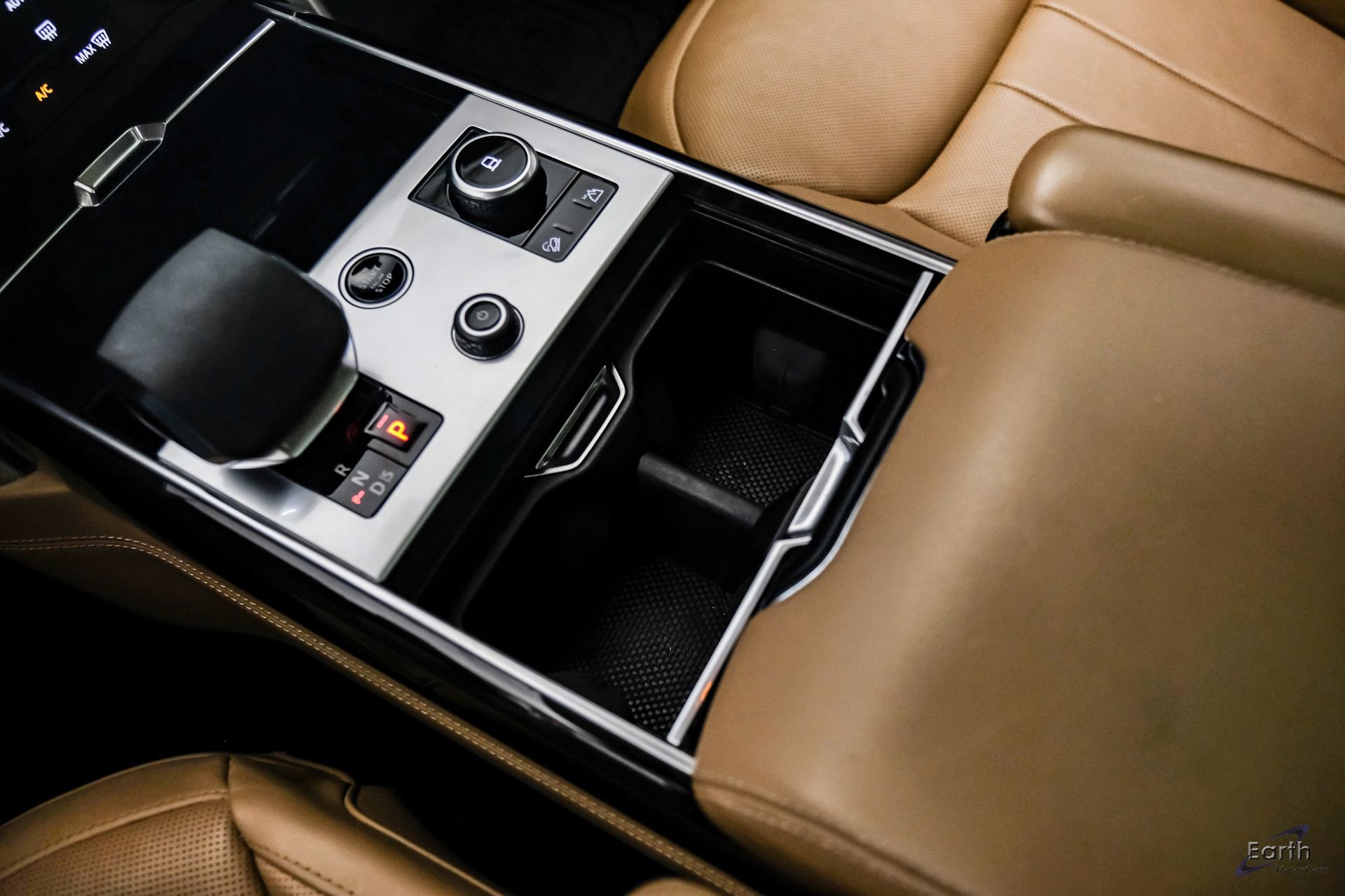 Used 2023 Land Rover Range Rover SE image 53