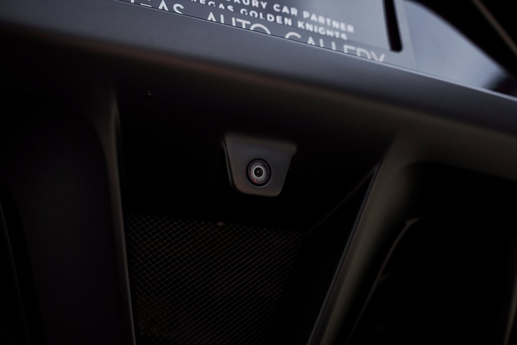 Used 2018 Ferrari GTC4Lusso image 12