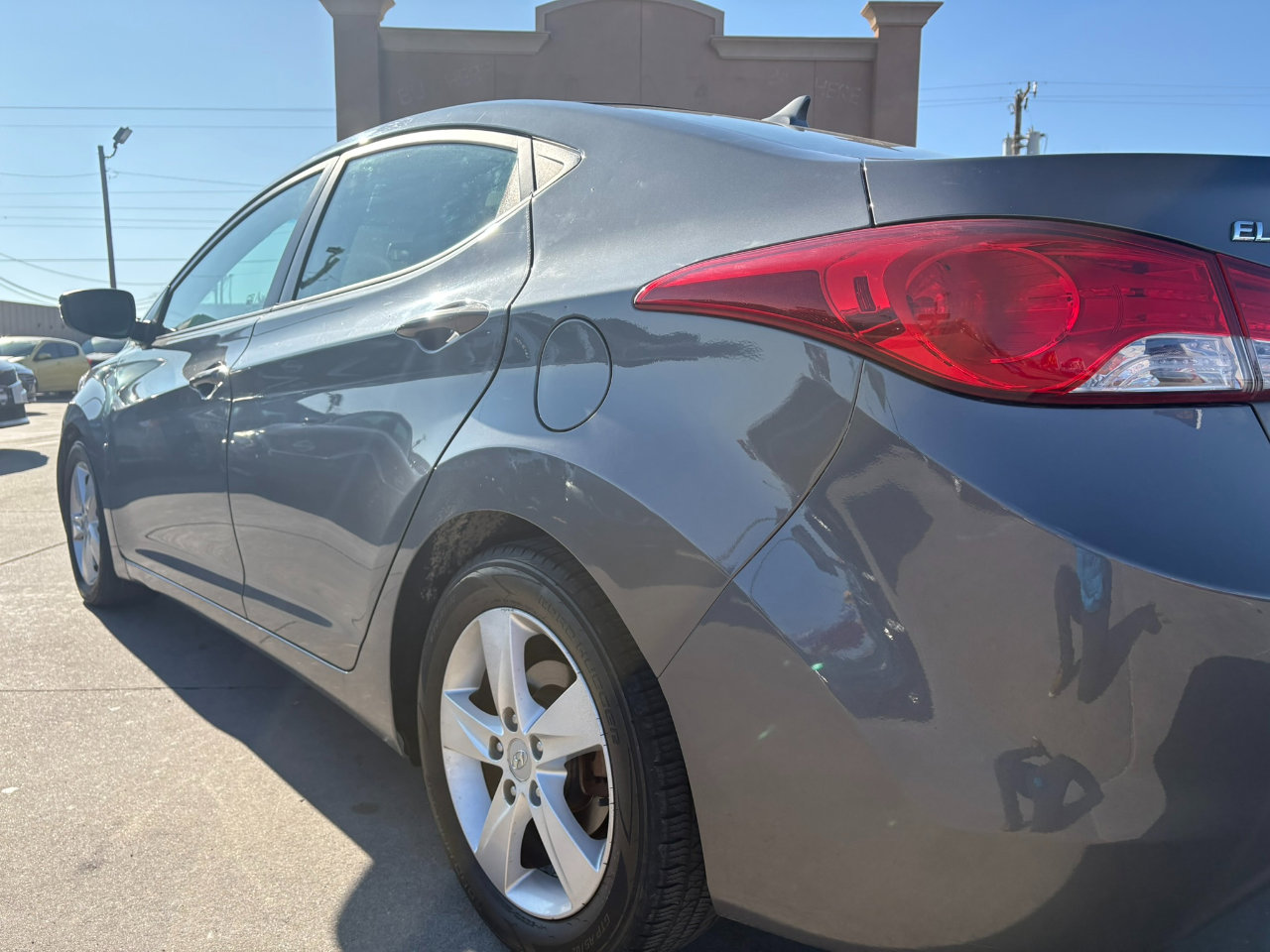 Used 2013 Hyundai Elantra GLS w/ Preferred Pkg image 5