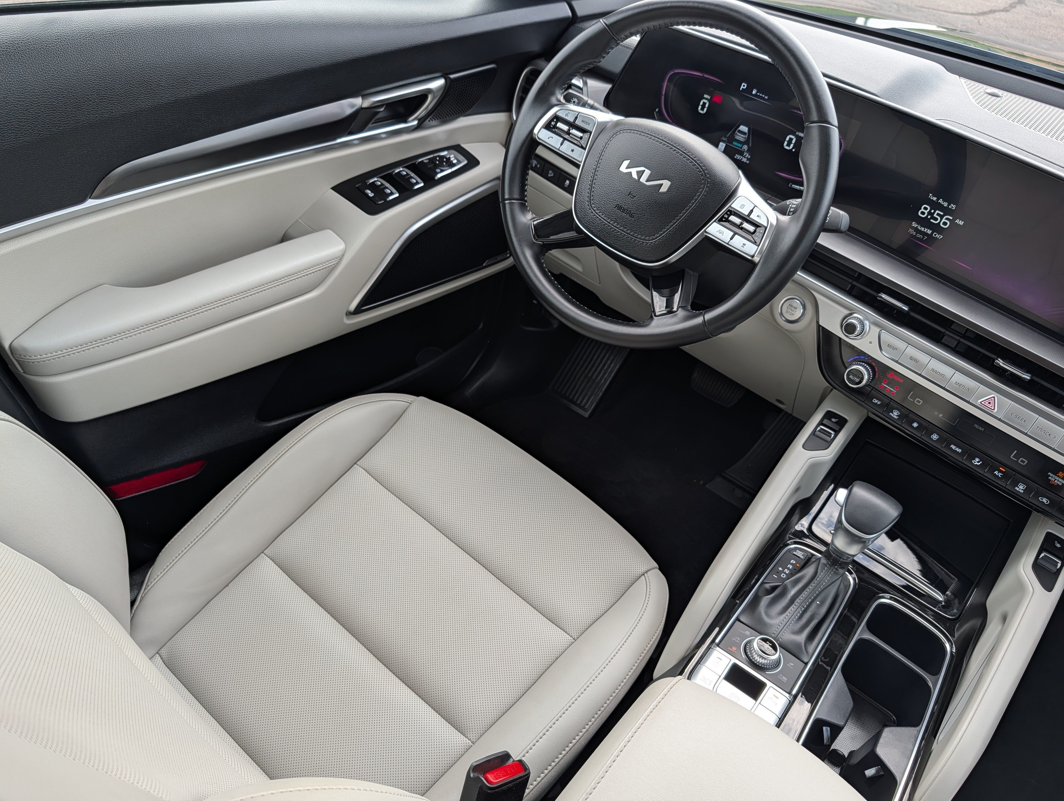 Certified 2023 Kia Telluride S w/ S Sunroof Package AWD/4WD image 9