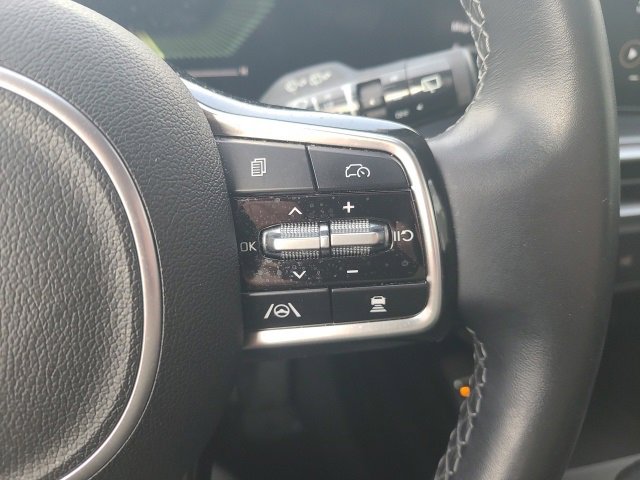 Used 2024 Kia Sorento S w/ Panoramic Sunroof Package image 21
