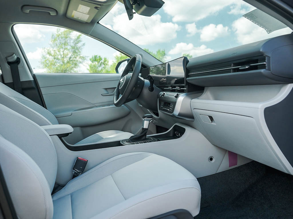 Certified 2026 Hyundai Kona SEL Sport image 9